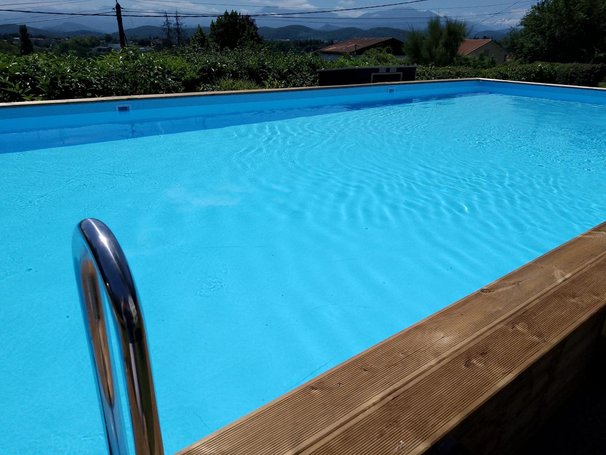 Pyrenees Vue Gite - Vues Fantastique, Parking Gratuit Sur Place & Piscine Saint Gaudens Exteriör bild